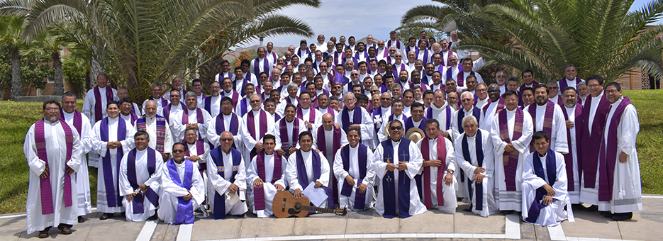 Clero chalaco participa del Retiro Espiritual Anual con el Obispo del Callao